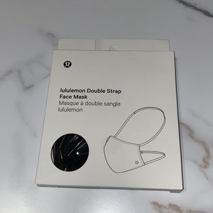 BNIB Lululemon mask — hunter green